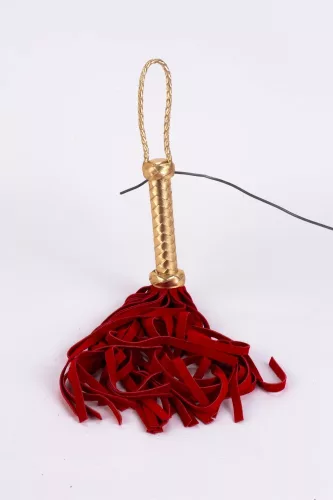 Flogger with Metallic Leather Handle and Suede Leather Tails Red 18"