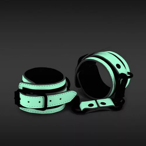 GLO Bondage - Wrist Cuff - Green_B0O25_2